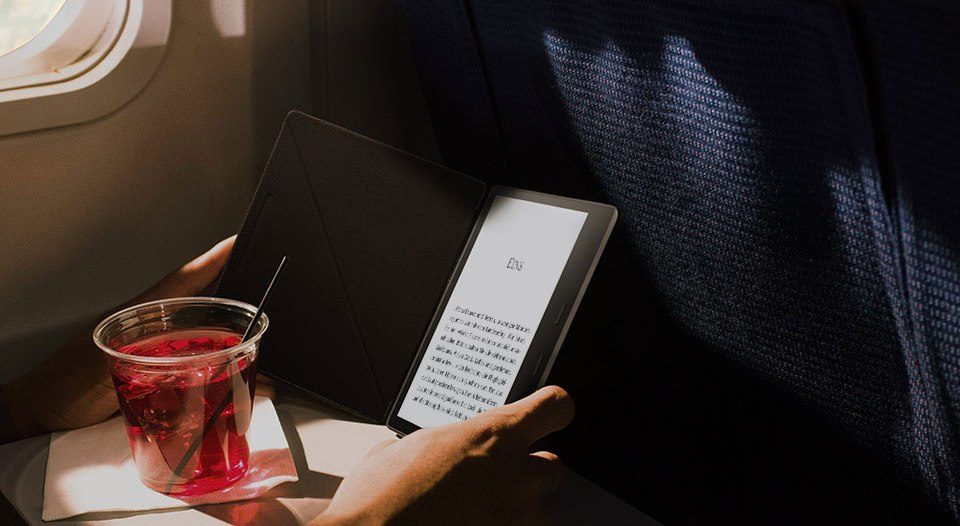 Kindle Oasis 2- nowy model od Kindle, Czytnik ebook, czytnik do czytania książek, czytanie na czytniku, ebook, ebook reader, czytnik 7 cali, czytnik z dużym ekranem. 
