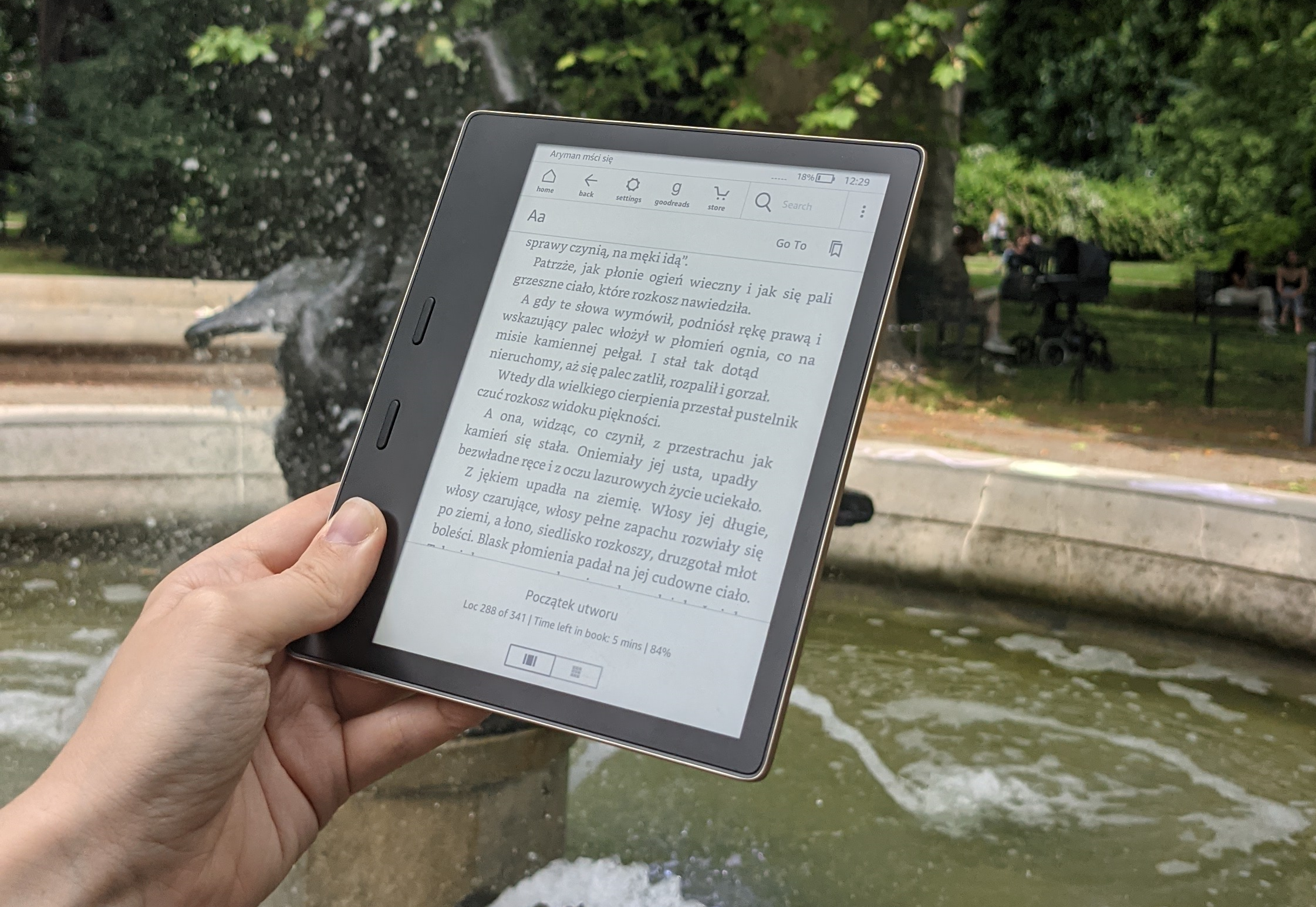 Kindle Oasis 3 czytnik e-booków wododpornu