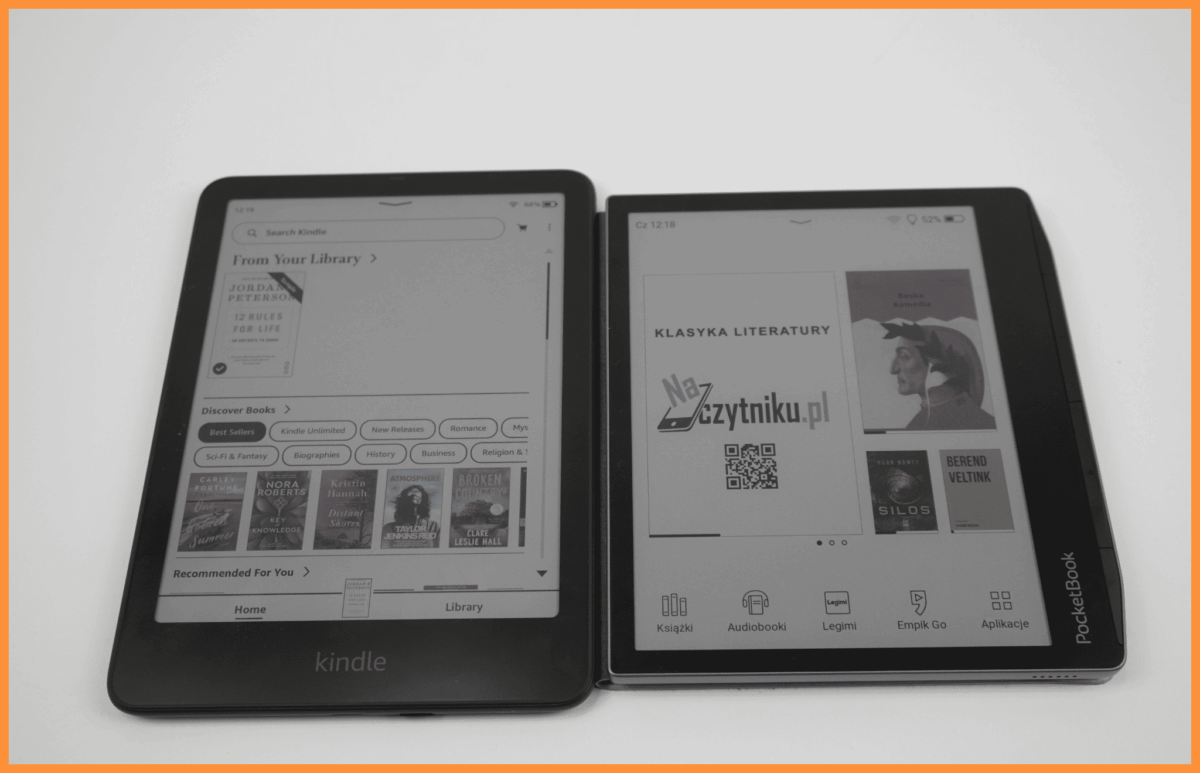 Dwa czytniki Amazon Kindle colorsoft SE oraz PocketBook Era Color obok siebie z włączonym głównym menu