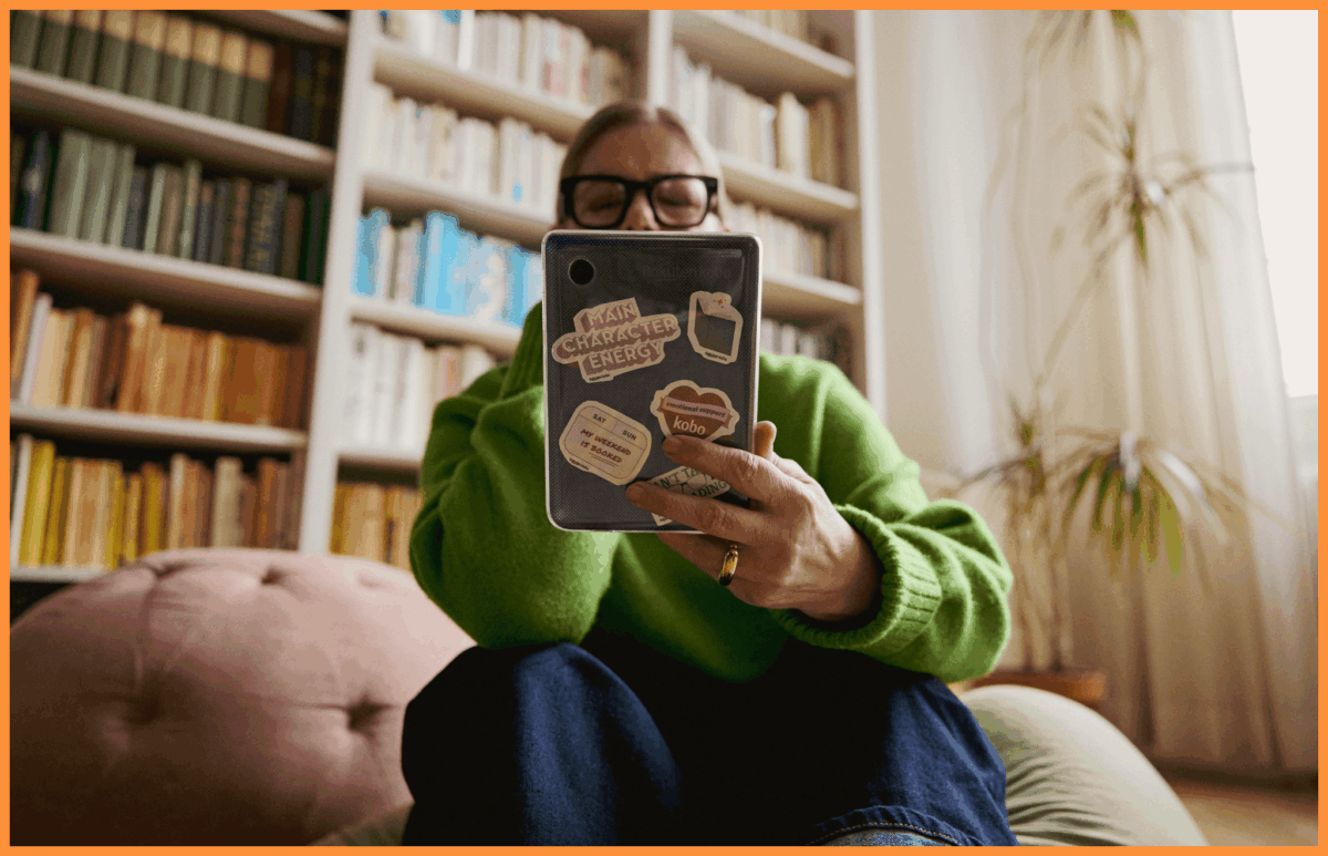 Kobo Clara Colour w przeźroczystym etui z naklejkami