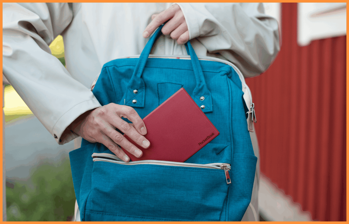 Czytnik w etui marki PocketBook w zestawieniu Najlepsze czytniki e-book do 700 zł